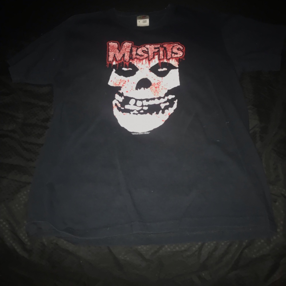 Retro from 2009 Misfits bloody shirt great condition.